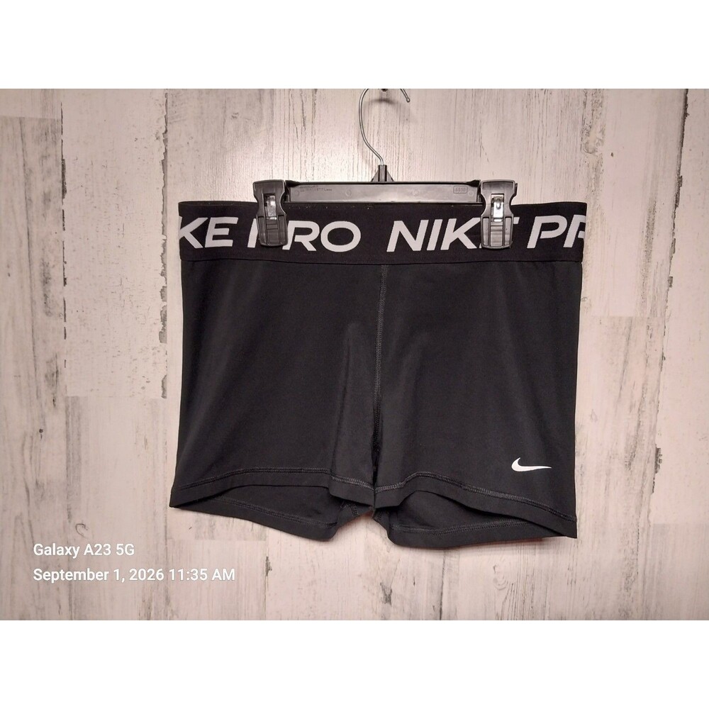 Nike Pro Women's 3" Dri-FIT Training Shorts (Black/White) CZ9857-010 Large